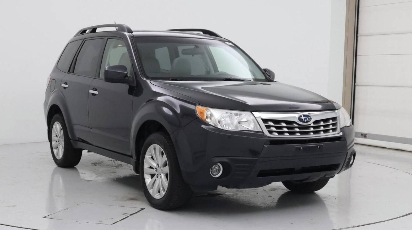 SUBARU FORESTER 2013 JF2SHADCXDH444359 image