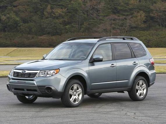 SUBARU FORESTER 2013 JF2SHADC4DH415827 image