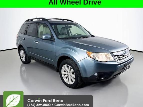 SUBARU FORESTER 2013 JF2SHAEC9DH432783 image