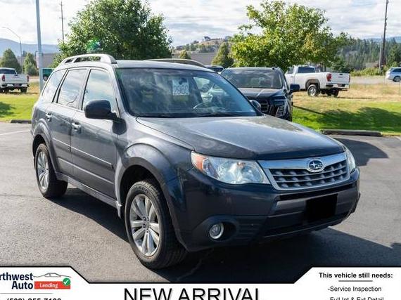 SUBARU FORESTER 2013 JF2SHAEC1DH421308 image