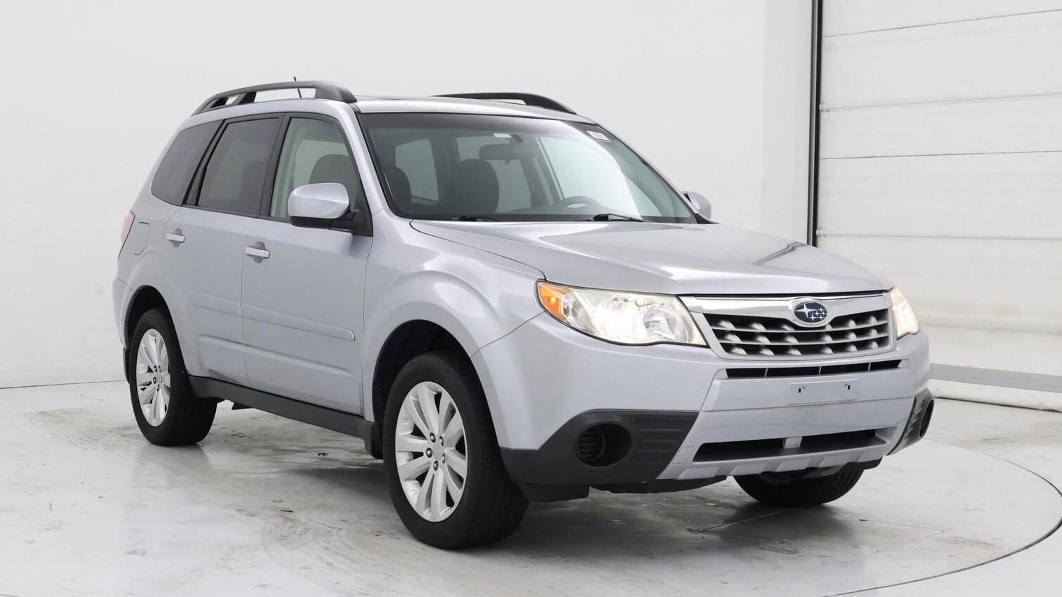 SUBARU FORESTER 2013 JF2SHADC2DH415244 image