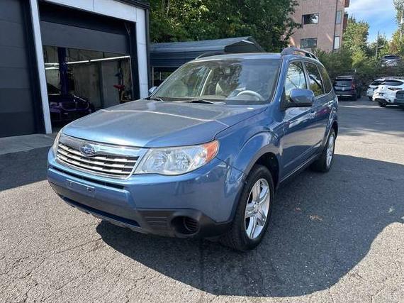 SUBARU FORESTER 2010 JF2SH6CC8AH796950 image