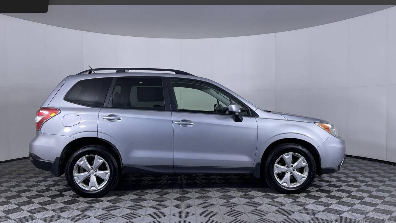 SUBARU FORESTER 2015 JF2SJADC8FH488934 image