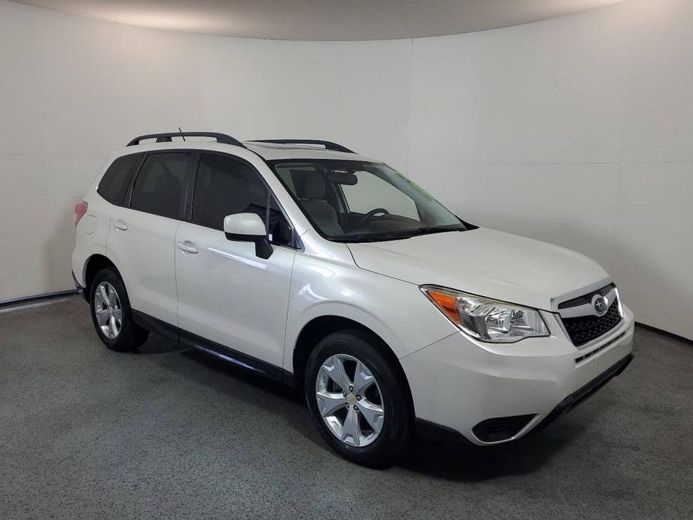 SUBARU FORESTER 2015 JF2SJADC1FH576692 image