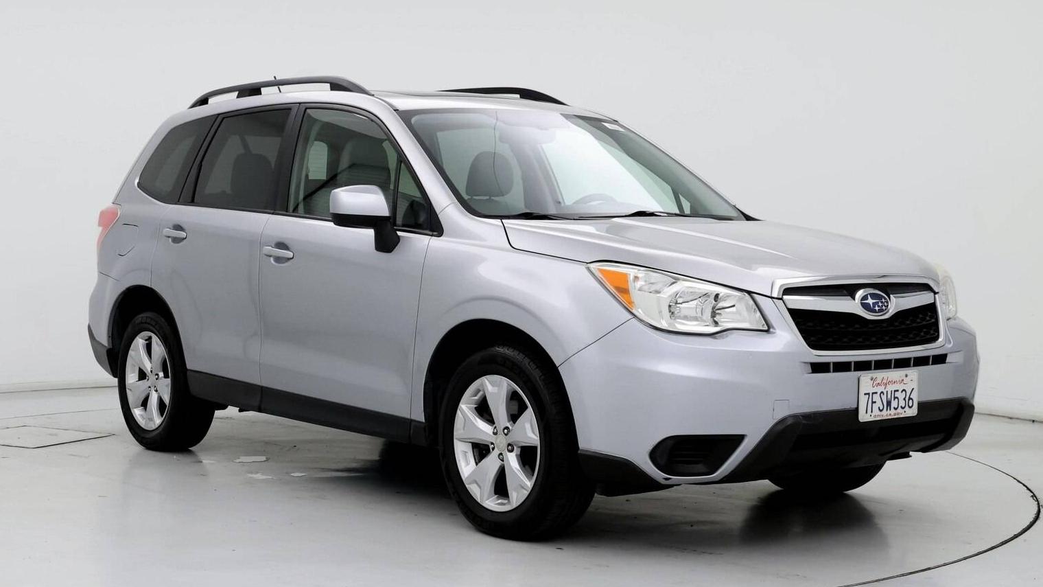 SUBARU FORESTER 2015 JF2SJADC7FH433794 image