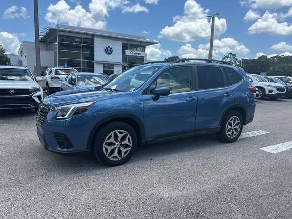 SUBARU FORESTER 2022 JF2SKAEC9NH497992 image