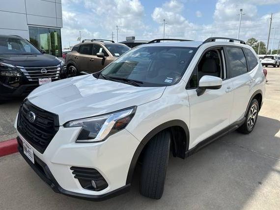 SUBARU FORESTER 2022 JF2SKAECXNH425764 image