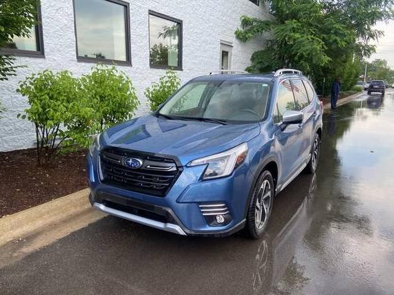 SUBARU FORESTER 2022 JF2SKARC8NH496732 image