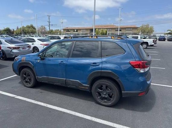 SUBARU FORESTER 2022 JF2SKAMC1NH527780 image
