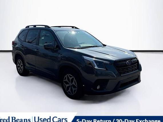 SUBARU FORESTER 2022 JF2SKADC4NH479028 image