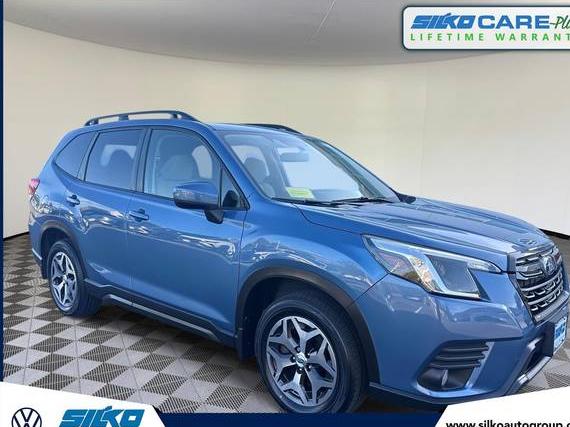 SUBARU FORESTER 2022 JF2SKAEC7NH517933 image