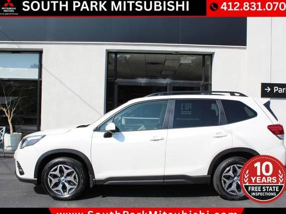 SUBARU FORESTER 2022 JF2SKAEC9NH447786 image