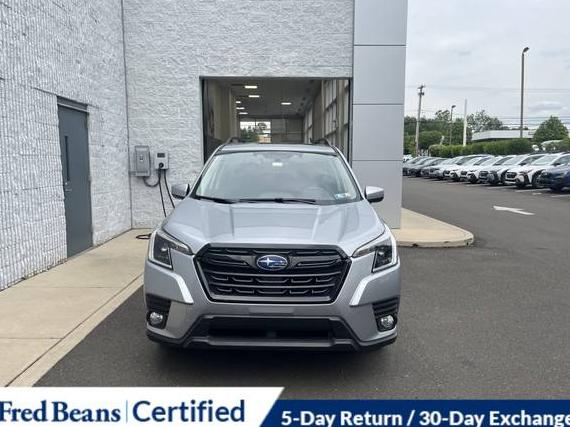 SUBARU FORESTER 2022 JF2SKAEC5NH447381 image