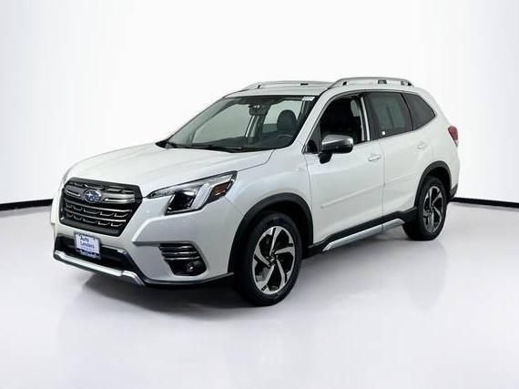 SUBARU FORESTER 2022 JF2SKARC1NH526542 image