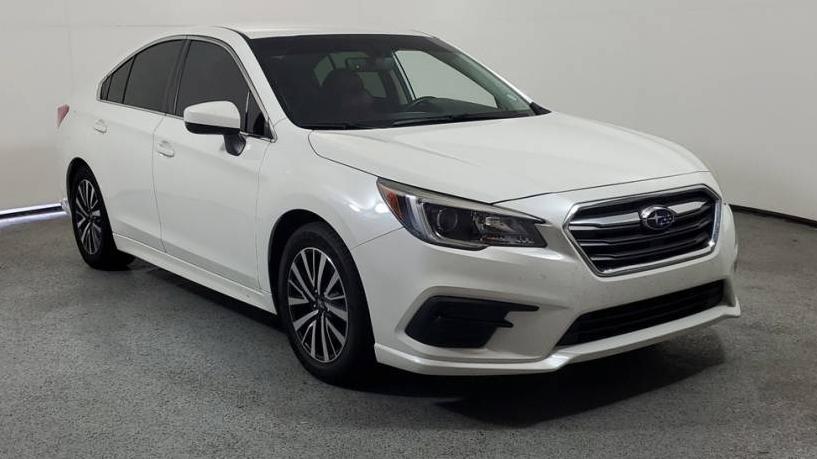 SUBARU LEGACY 2019 4S3BNAF65K3030768 image