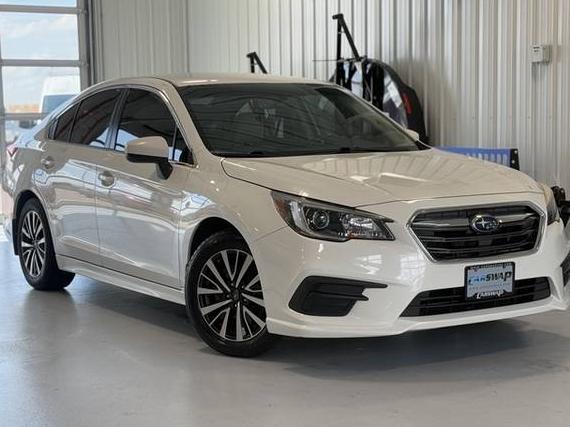 SUBARU LEGACY 2018 4S3BNAC63J3005029 image