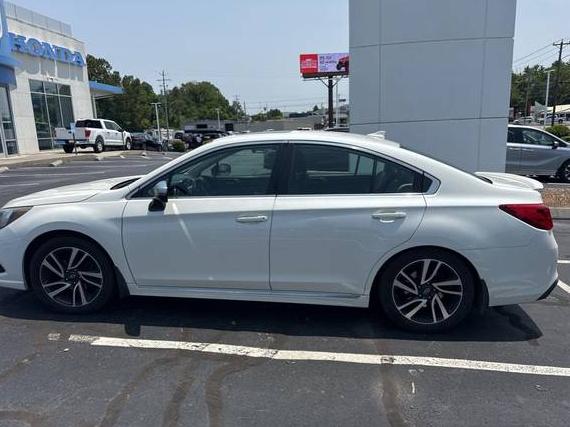SUBARU LEGACY 2018 4S3BNAR63J3022758 image