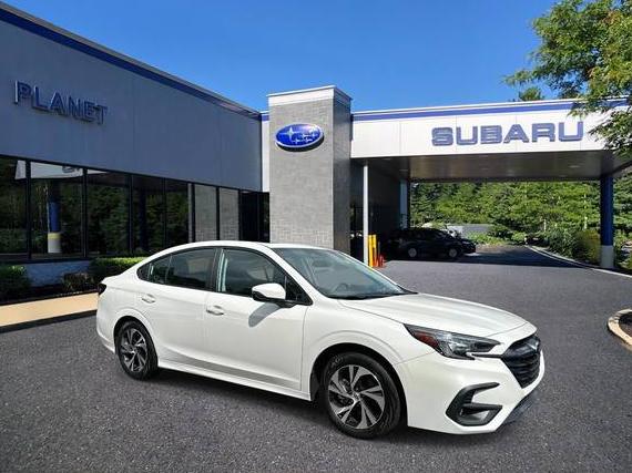 SUBARU LEGACY 2024 4S3BWAF62R3003681 image