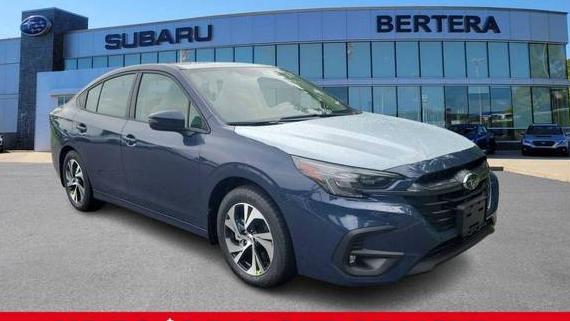 SUBARU LEGACY 2025 4S3BWAF60S3003460 image