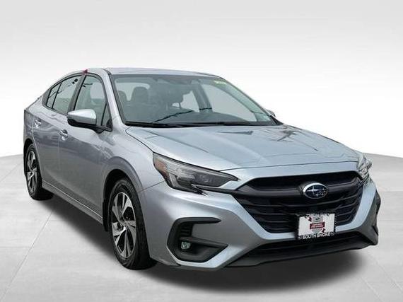 SUBARU LEGACY 2025 4S3BWAD64S3017090 image