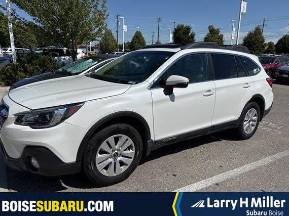SUBARU OUTBACK 2018 4S4BSAHC7J3206306 image