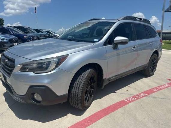 SUBARU OUTBACK 2018 4S4BSANC3J3369815 image