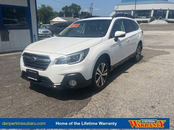 SUBARU OUTBACK 2018 4S4BSAKCXJ3394425 image