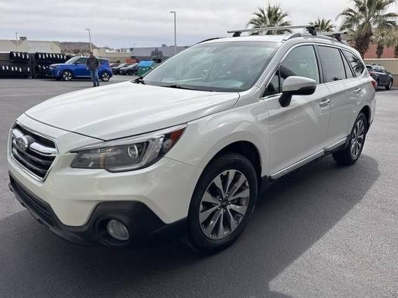 SUBARU OUTBACK 2018 4S4BSATC9J3230596 image