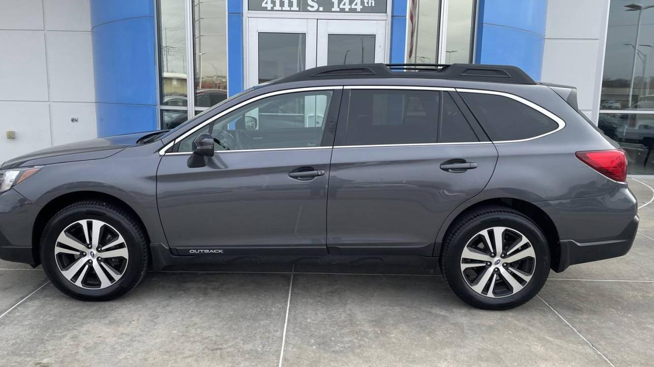 SUBARU OUTBACK 2018 4S4BSANC4J3313270 image