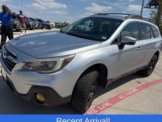 SUBARU OUTBACK 2018 4S4BSENC2J3390856 image
