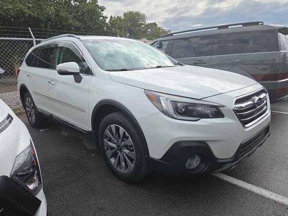 SUBARU OUTBACK 2018 4S4BSATC7J3218883 image SUBARU OUTBACK 2018 4S4BSATC7J3218883 image