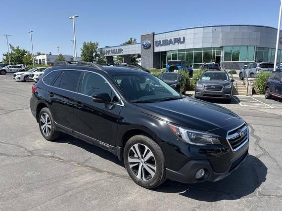 SUBARU OUTBACK 2018 4S4BSANC4J3371413 image