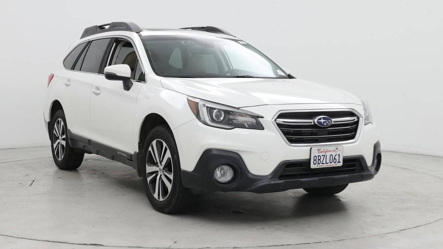 SUBARU OUTBACK 2018 4S4BSENC8J3292933 image