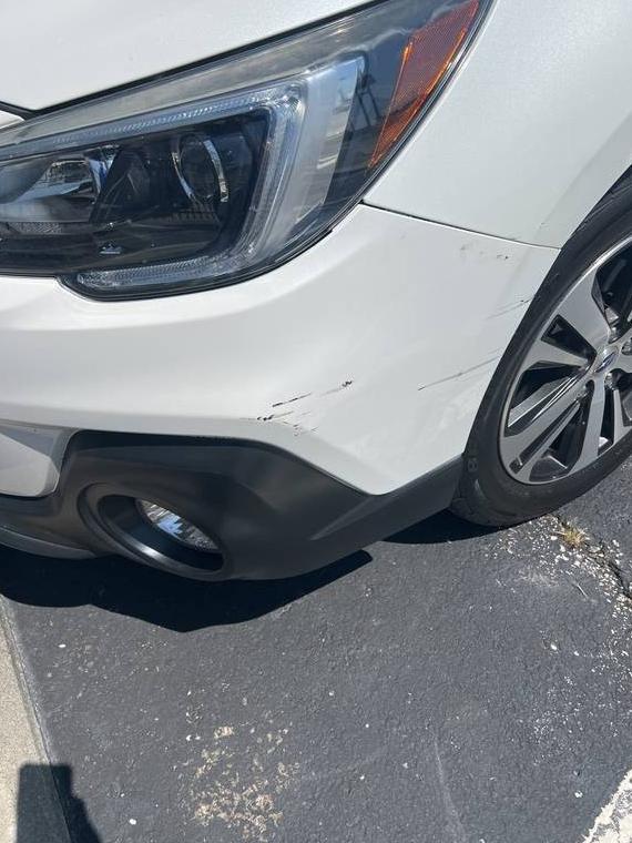 SUBARU OUTBACK 2018 4S4BSAKC6J3377069 image