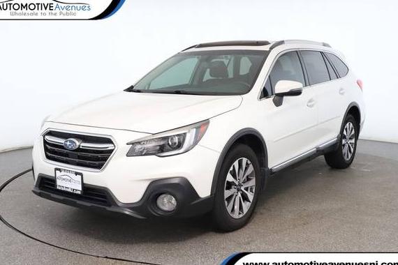 SUBARU OUTBACK 2018 4S4BSETC6J3390040 image