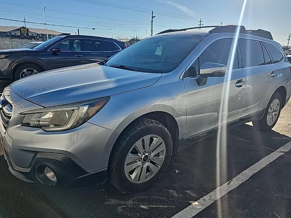 SUBARU OUTBACK 2018 4S4BSAFC4J3277112 image