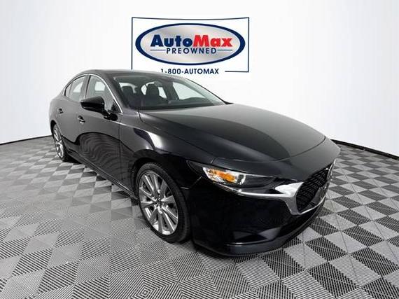 MAZDA MAZDA3 2019 JM1BPBAMXK1132083 image