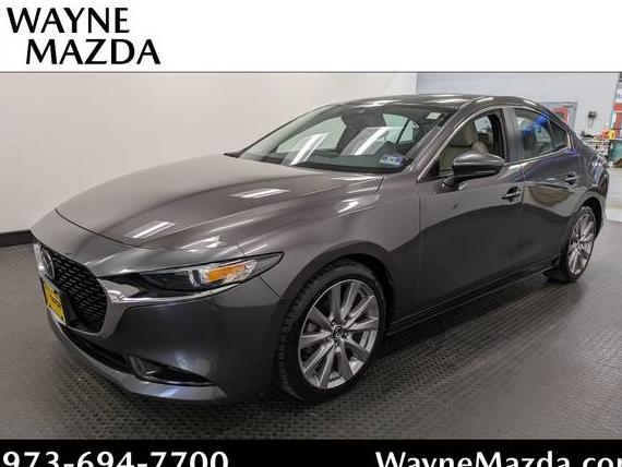MAZDA MAZDA3 2019 3MZBPADL0KM113863 image