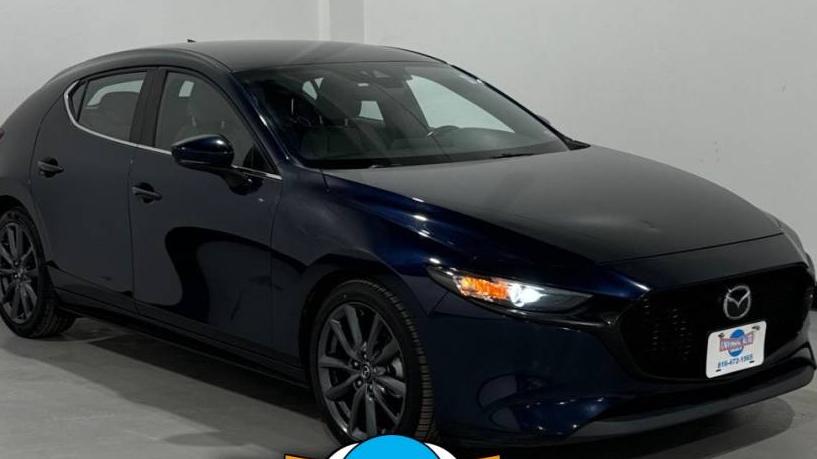 MAZDA MAZDA3 2019 JM1BPAMM2K1135680 image