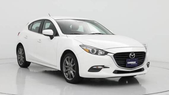 MAZDA MAZDA3 2018 3MZBN1L39JM270698 image
