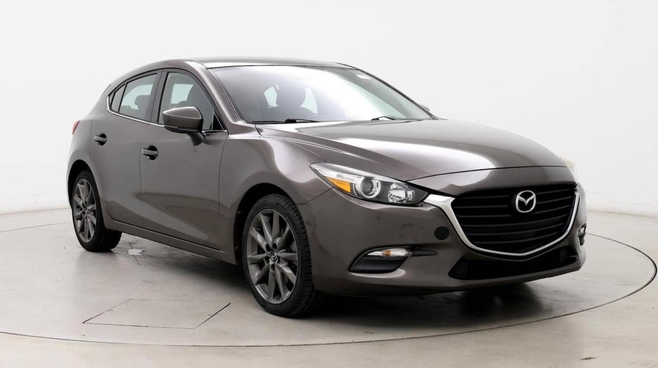 MAZDA MAZDA3 2018 3MZBN1L30JM183627 image