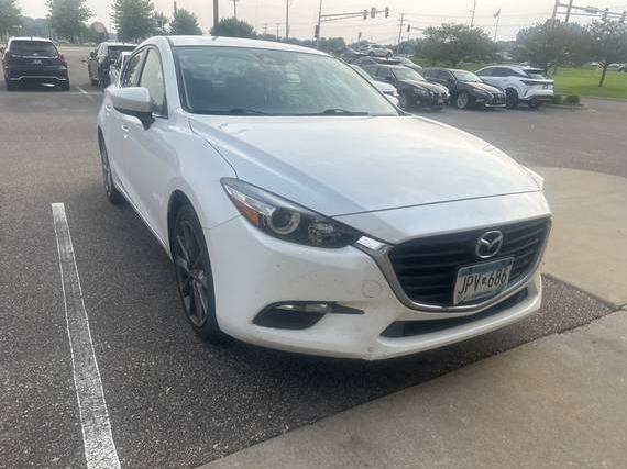 MAZDA MAZDA3 2018 3MZBN1V37JM177109 image