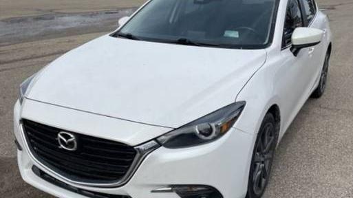 MAZDA MAZDA3 2018 3MZBN1M32JM266331 image