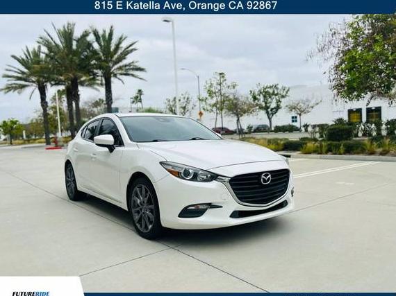 MAZDA MAZDA3 2018 3MZBN1L30JM190626 image