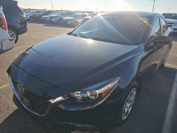 MAZDA MAZDA3 2018 3MZBN1U75JM226537 image