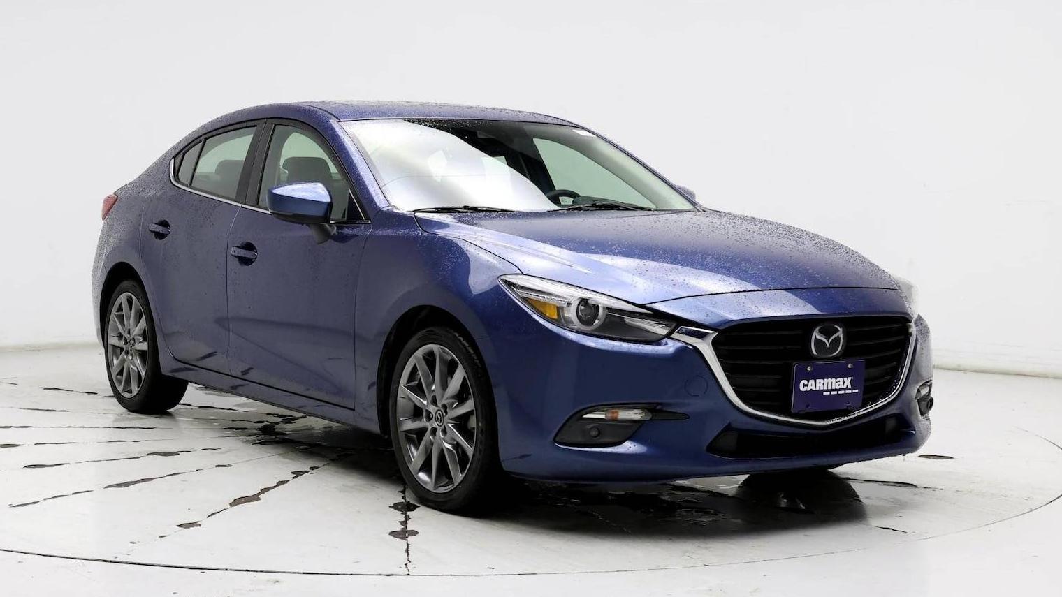 MAZDA MAZDA3 2018 3MZBN1W31JM165889 image