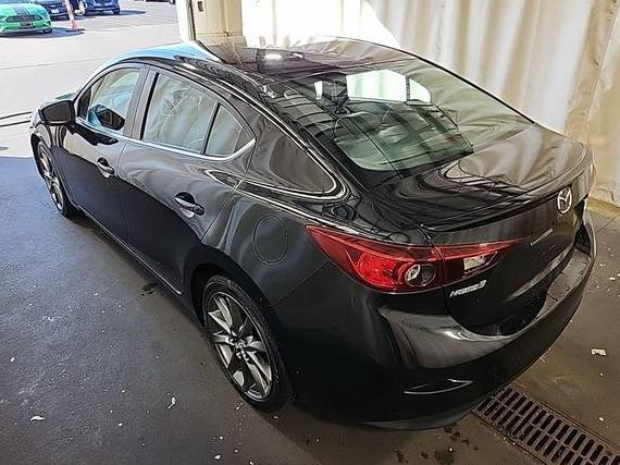 MAZDA MAZDA3 2018 3MZBN1V37JM247286 image MAZDA MAZDA3 2018 3MZBN1V37JM247286 image