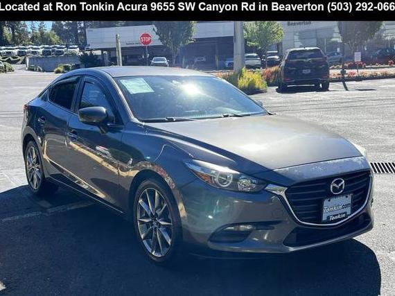 MAZDA MAZDA3 2018 3MZBN1V32JM195596 image MAZDA MAZDA3 2018 3MZBN1V32JM195596 image