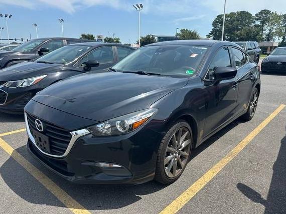 MAZDA MAZDA3 2018 3MZBN1V31JM181835 image