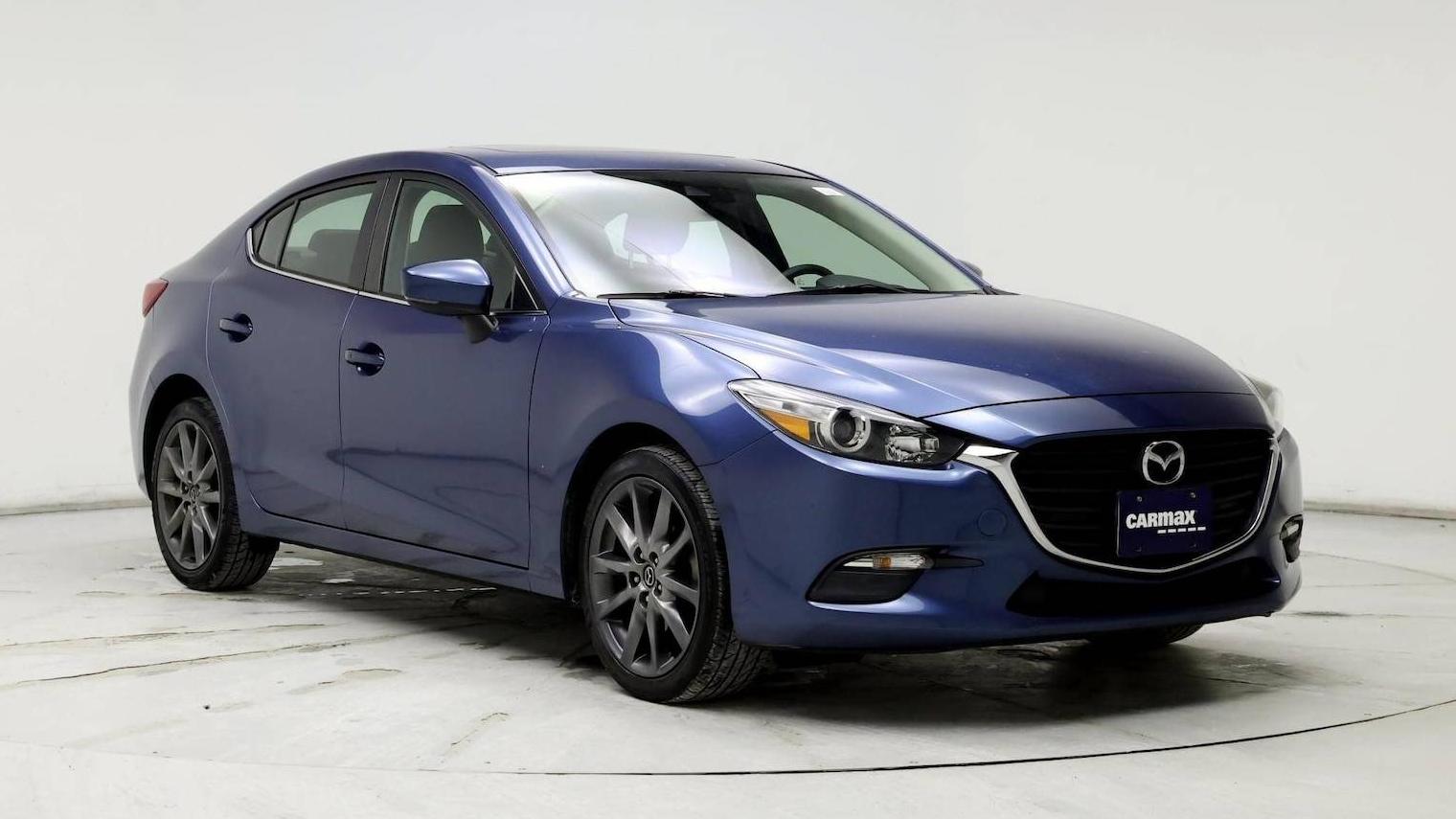 MAZDA MAZDA3 2018 3MZBN1V35JM261963 image